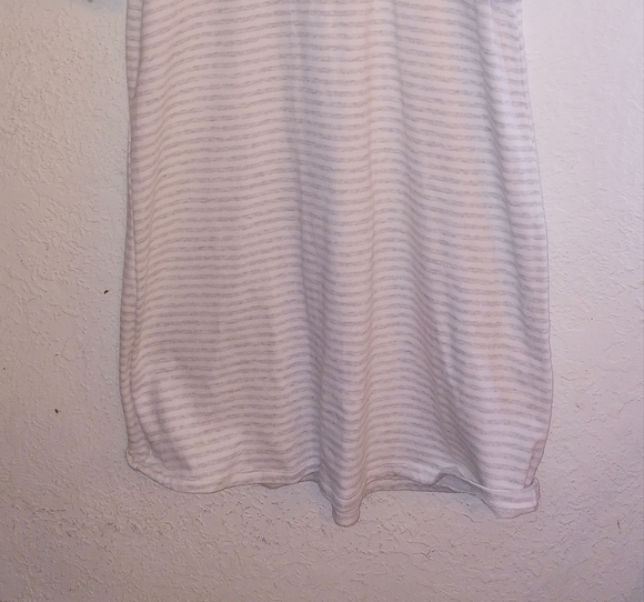 Neiman Marcus White Textured Fabric Short Sleeved Dress/Bathing Suit Cover-Up - Picture 2 of 6